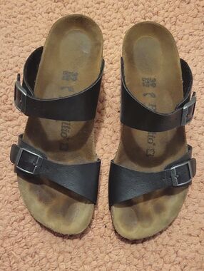 Papillio Black Wedge Sandals Size 39/8